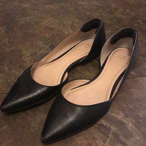 Marc Fisher black flats